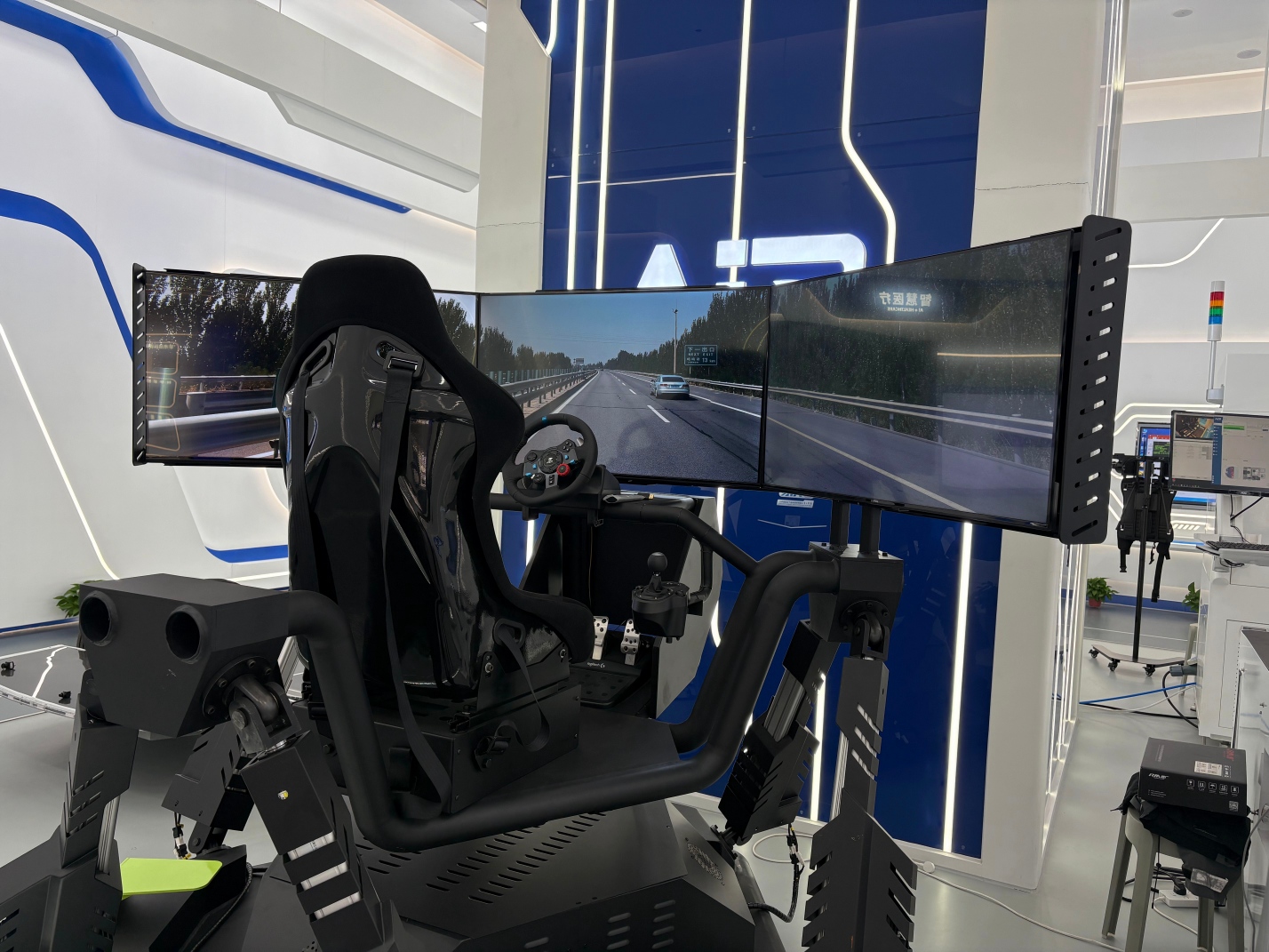 AIR FM (AIR FOUNDATION MODEL) 自动驾驶 ｜ 具身智能 物理AI能力体系 教育